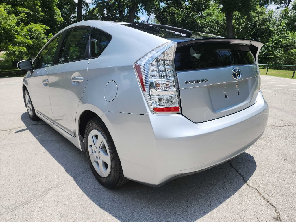 Used 2010 Toyota Prius Three FWD image 5