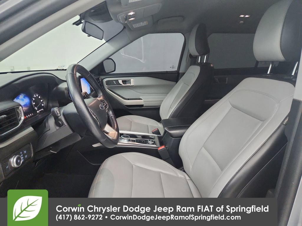 Used 2021 Ford Explorer XLT w/ Equipment Group 202A AWD/4WD image 19