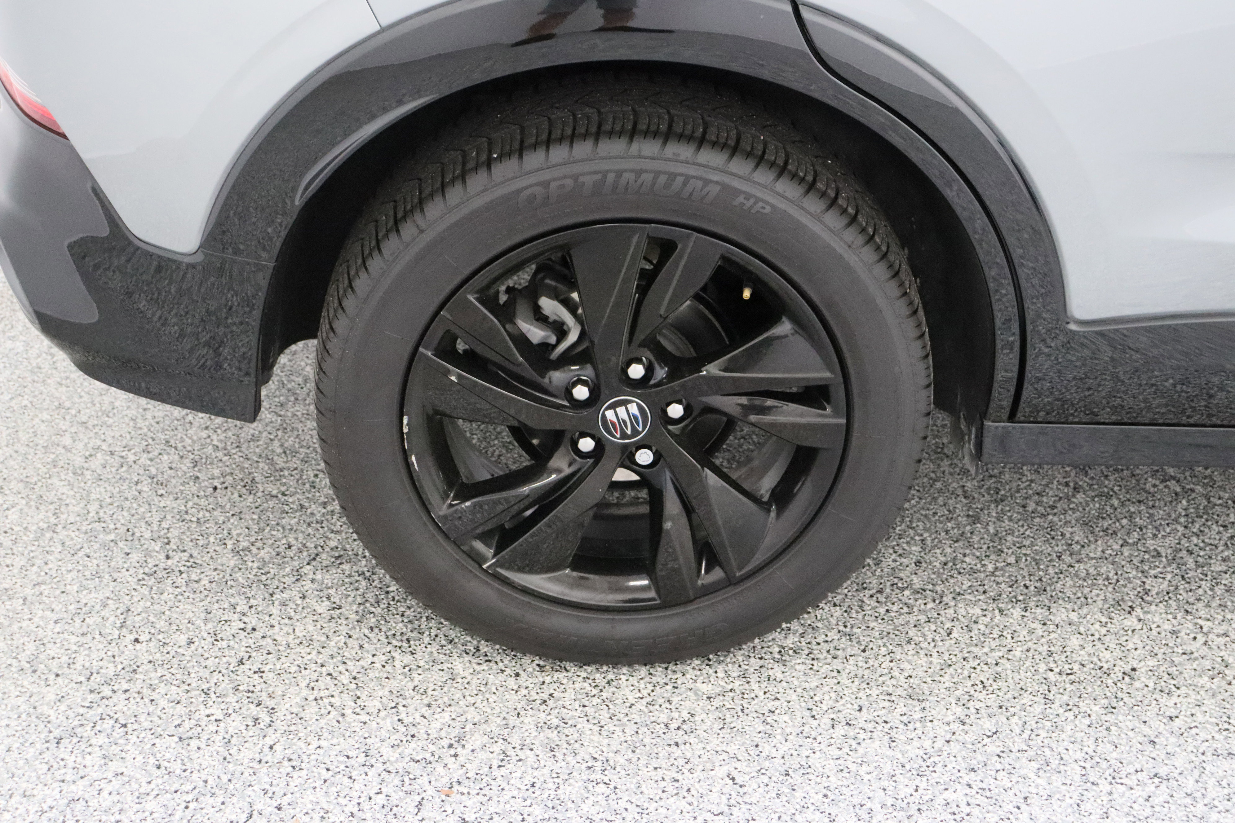 Used 2024 Buick Encore GX Sport Touring image 6