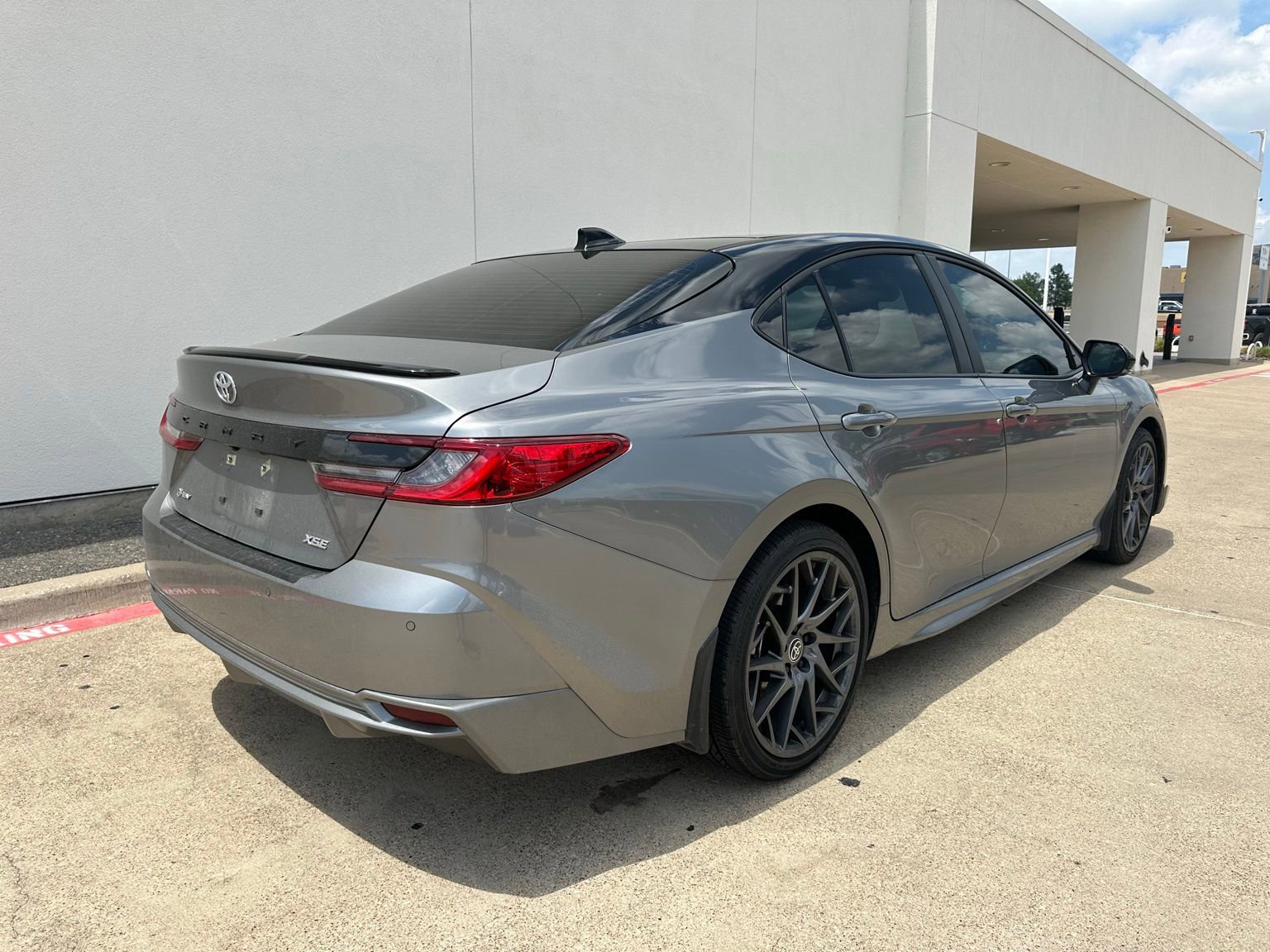 Used 2025 Toyota Camry XSE w/ Premium Plus Package FWD image 7