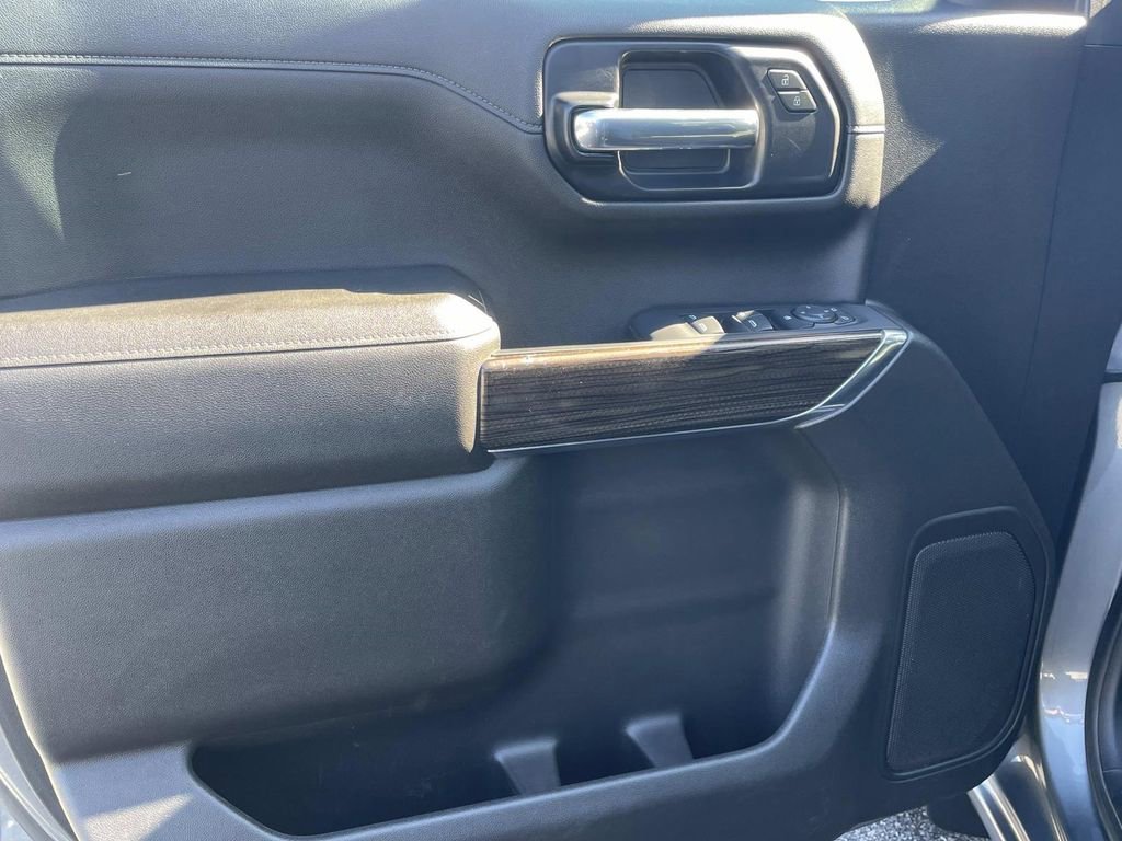 Used 2021 Chevrolet Silverado 1500 RST image 15