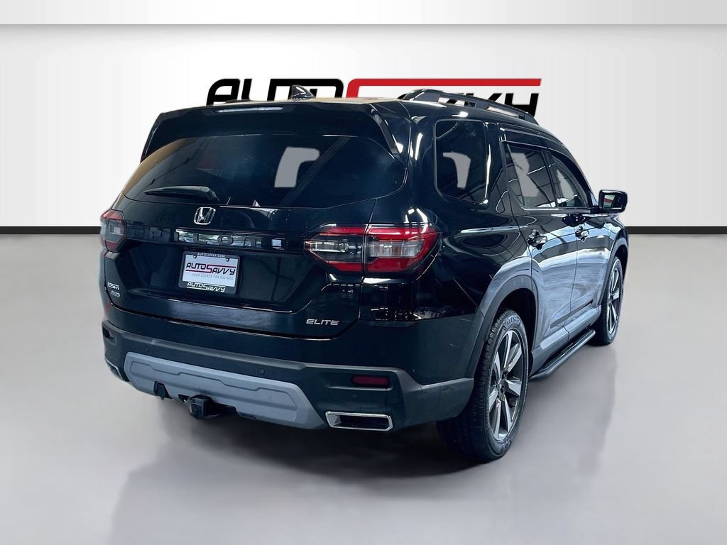 Used 2023 Honda Pilot Elite image 7