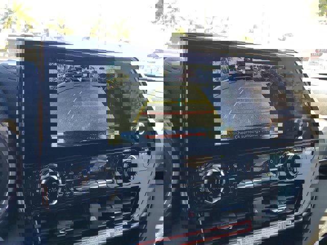 New 2026 Toyota Highlander Limited image 15