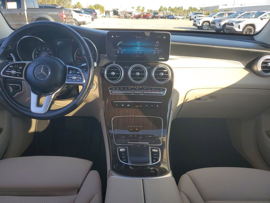 Used 2021 Mercedes-Benz GLC 300 image 10