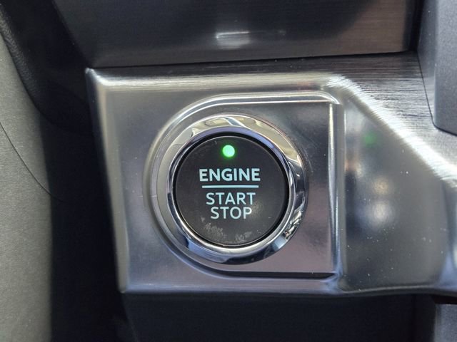 Used 2022 Ford F150 Lariat image 23