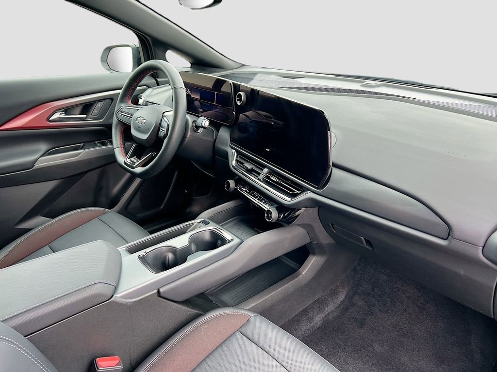 Used 2025 Chevrolet Equinox EV RS image 27