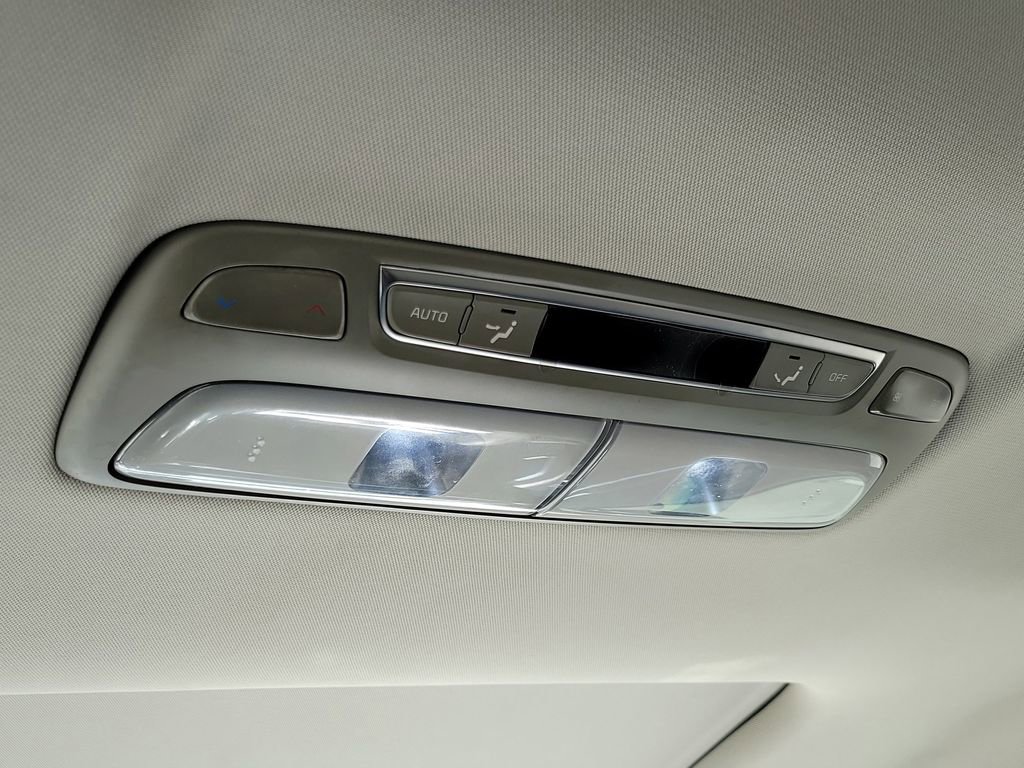 Used 2020 Kia Telluride SX w/ Towing Package image 13