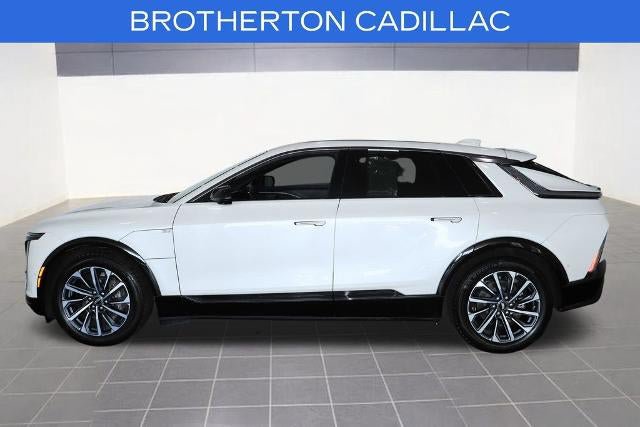Certified 2024 Cadillac Lyriq Sport AWD/4WD image 2