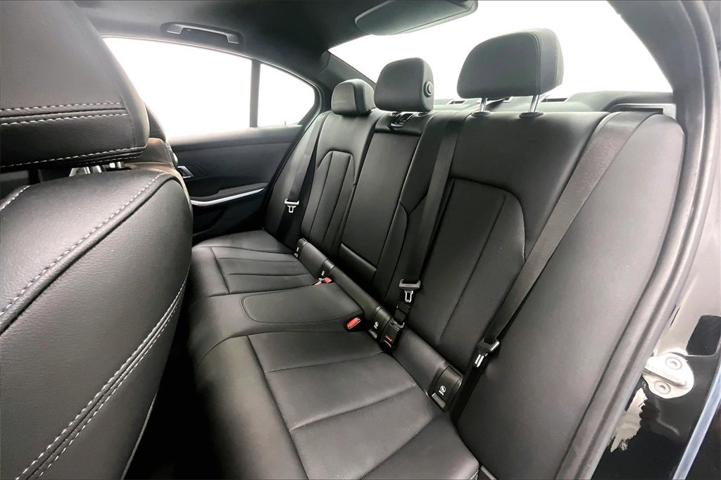 Used 2025 BMW 330i xDrive 330i xDrive image 27