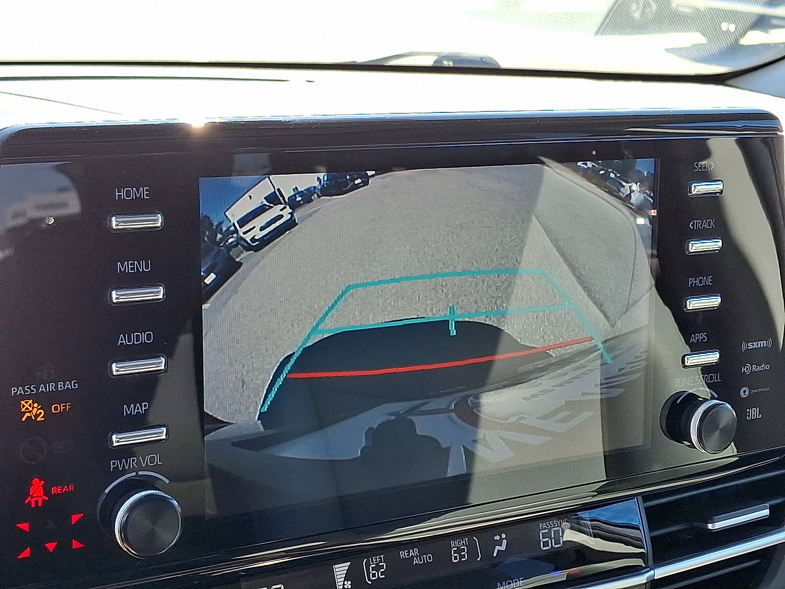 Used 2021 Toyota Sienna XLE image 20