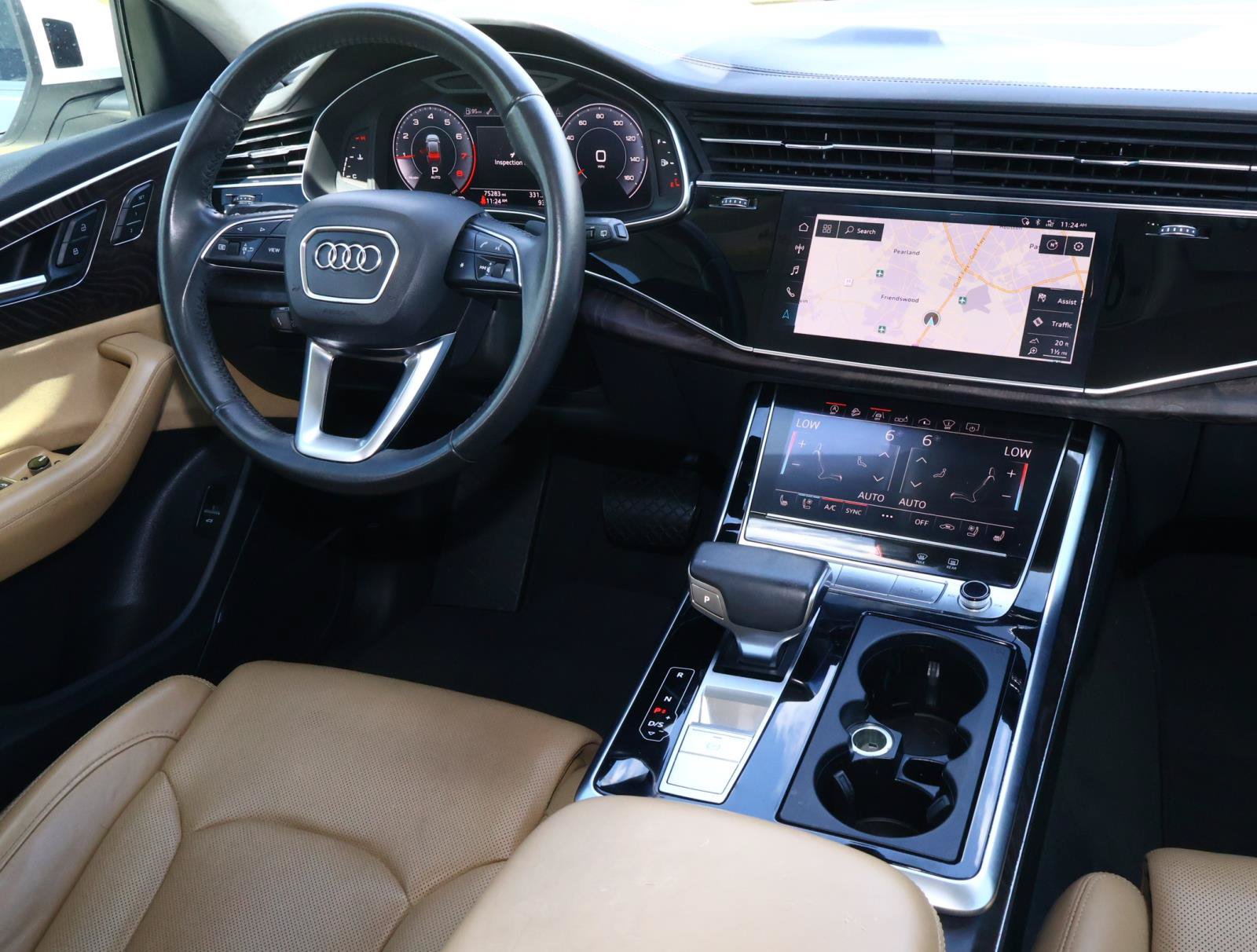 Used 2019 Audi Q8 Prestige w/ Luxury Package AWD/4WD image 10