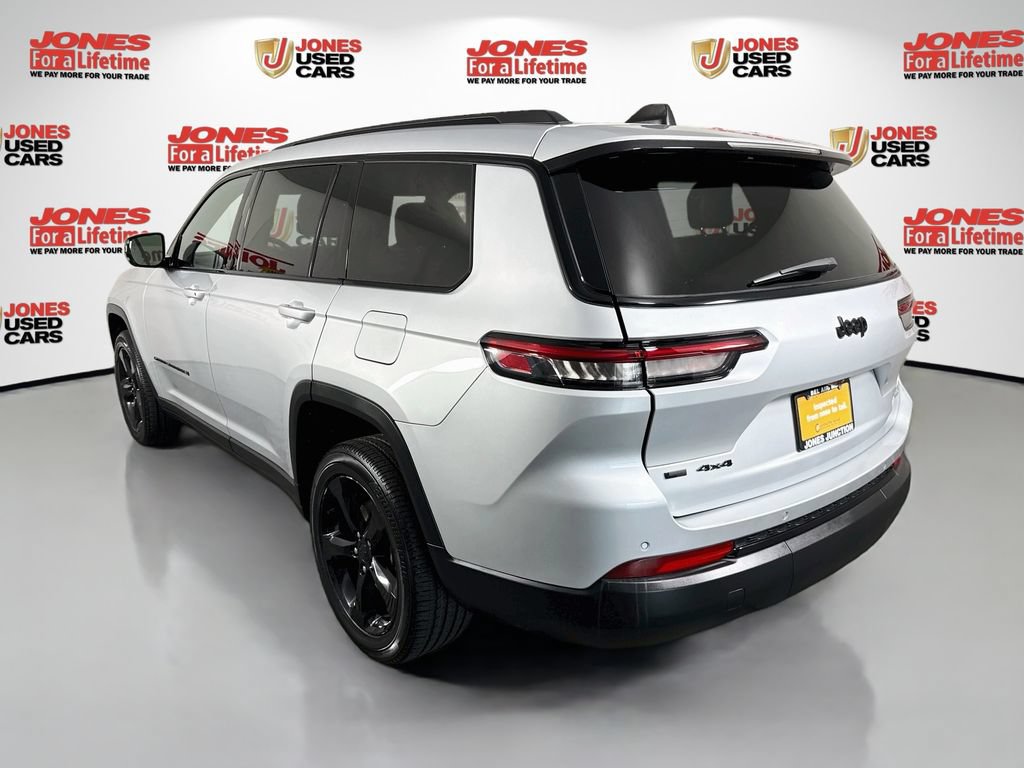 Used 2023 Jeep Grand Cherokee L Laredo AWD/4WD image 2