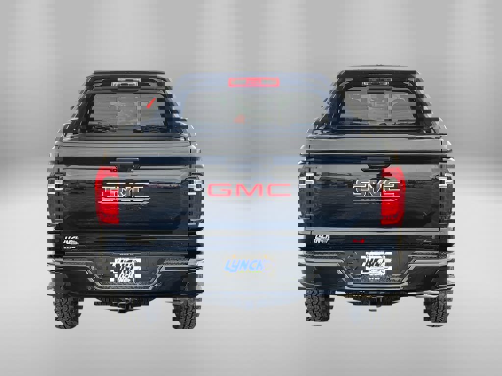 Used 2025 GMC Canyon AT4 w/ Nightfall Edition image 3