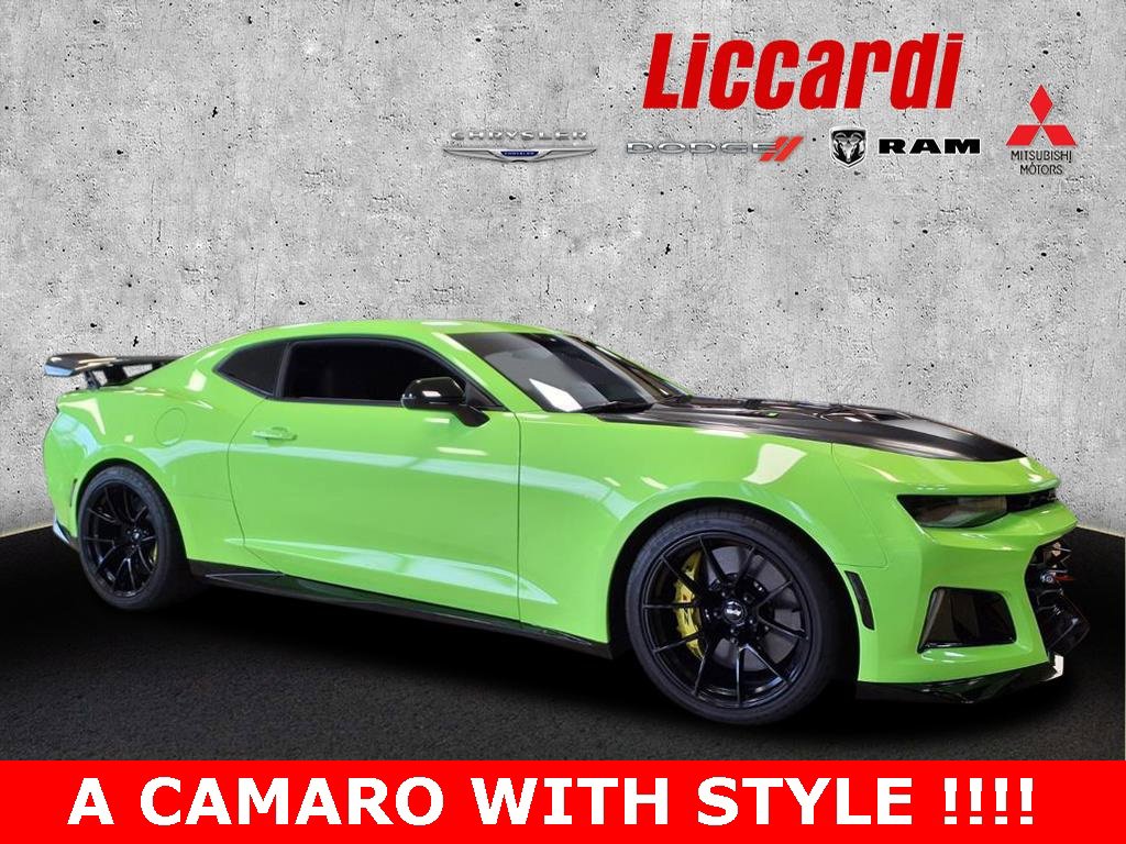 Used 2017 Chevrolet Camaro ZL1 image 1