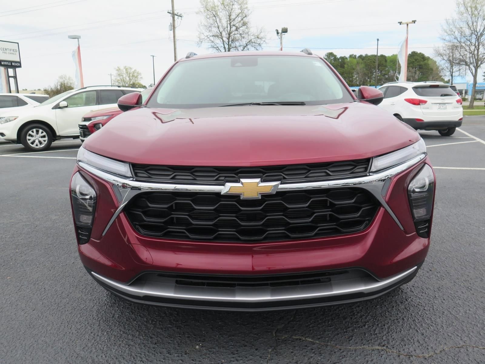 Used 2025 Chevrolet Trax LT w/ Driver Confidence Package image 9