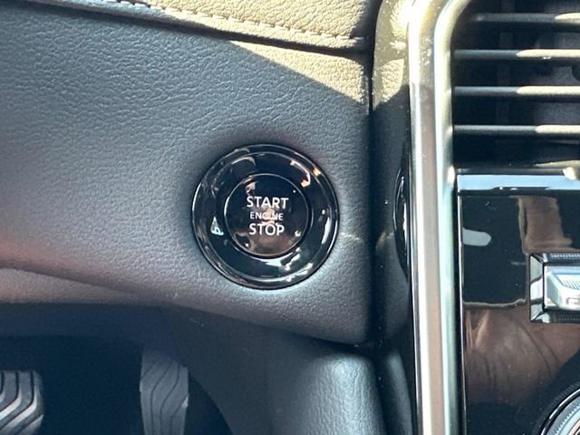 New 2025 Nissan Armada SL w/ Captain's Chari Seat Package image 36