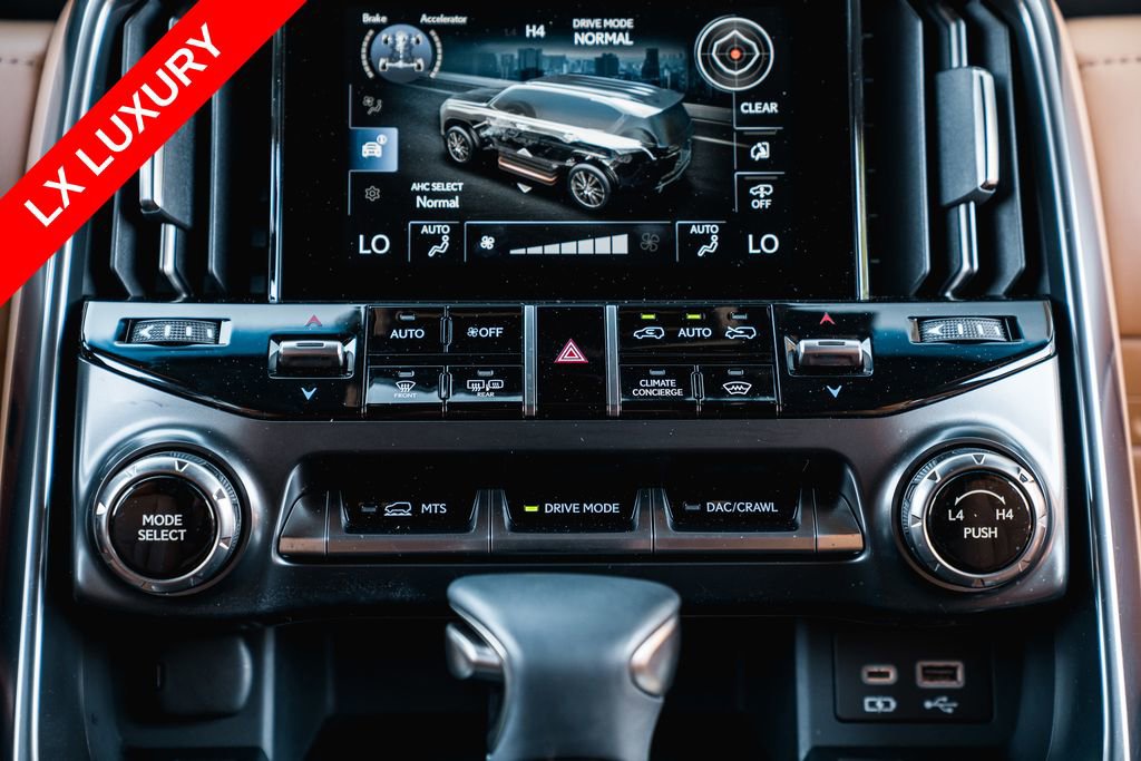 Used 2023 Lexus LX 600 4WD w/ Accessory Package (Z1) image 24