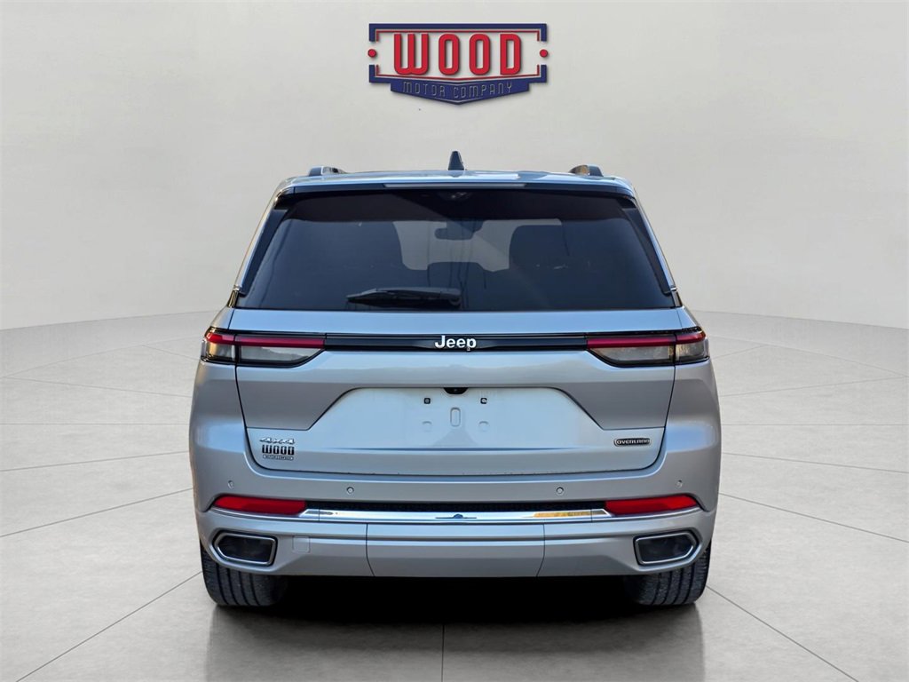 Used 2024 Jeep Grand Cherokee Overland w/ Luxury Tech Group IV image 3
