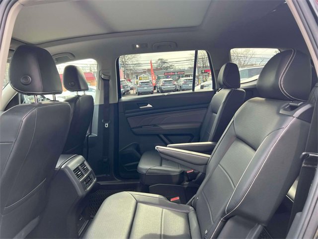 Used 2023 Volkswagen Atlas SEL image 12