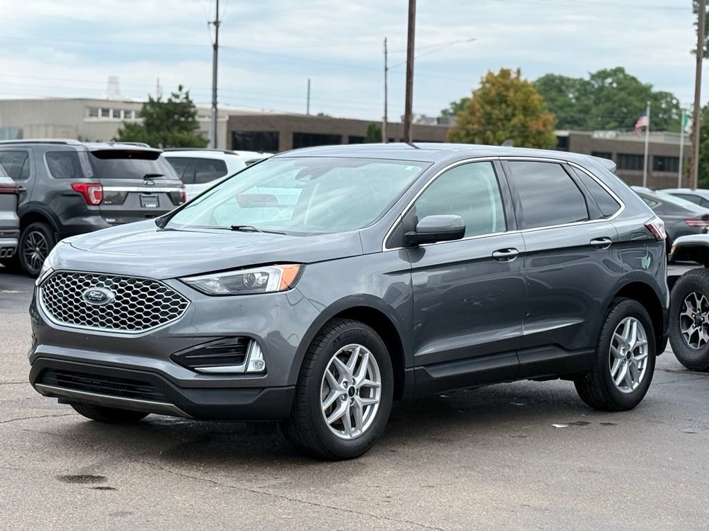 Certified 2024 Ford Edge SEL w/ Convenience Package AWD/4WD image 37
