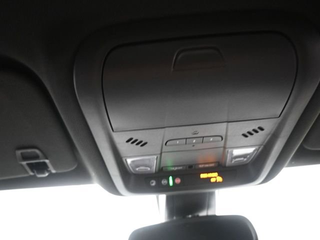 Used 2025 Chevrolet Blazer RS image 12