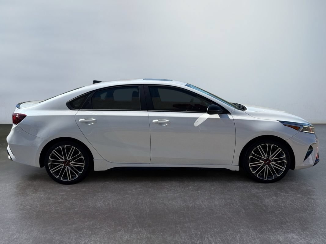 Used 2022 Kia Forte GT w/ GT2 Package FWD image 4