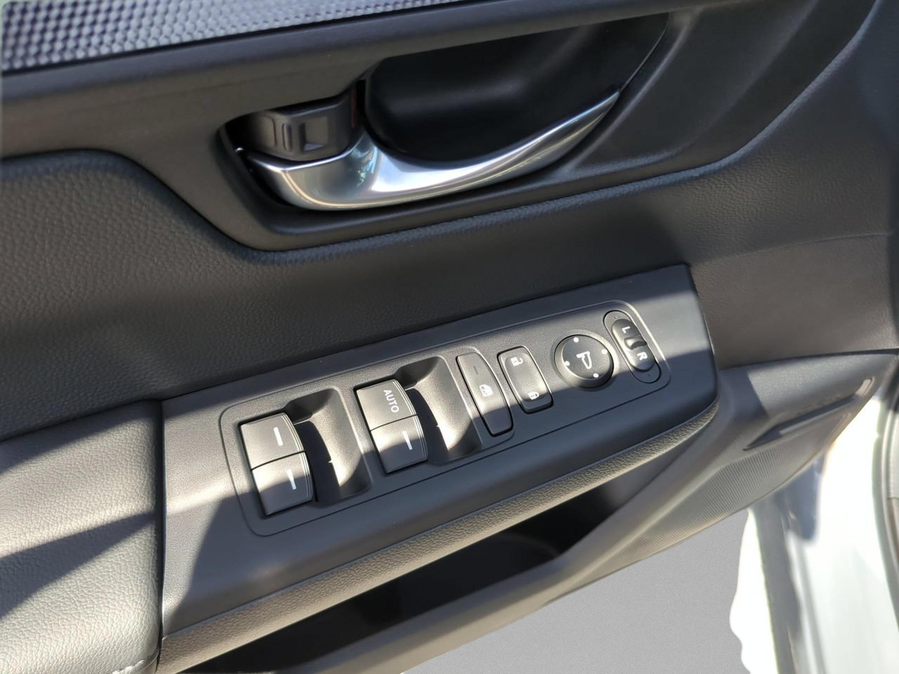 New 2027 Honda CR-V LX image 17