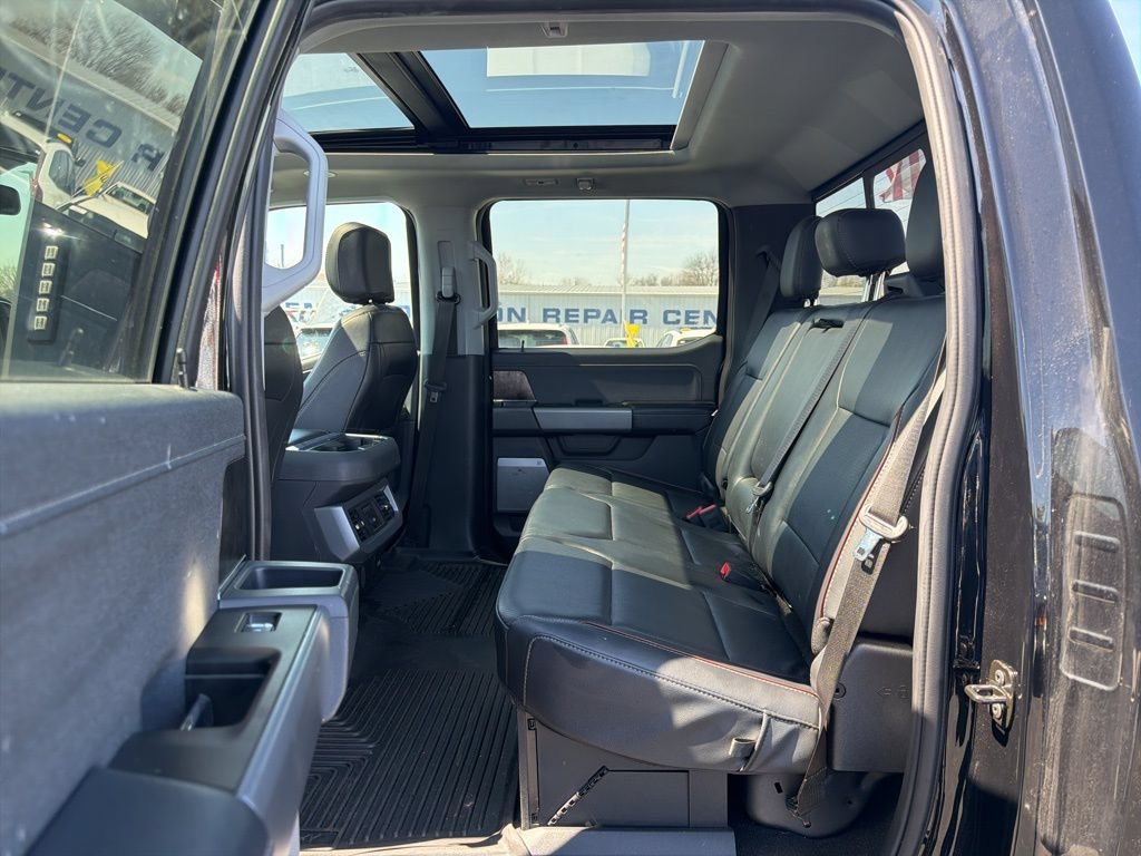 Used 2024 Ford F250 Lariat w/ Lariat Ultimate Package AWD/4WD image 25