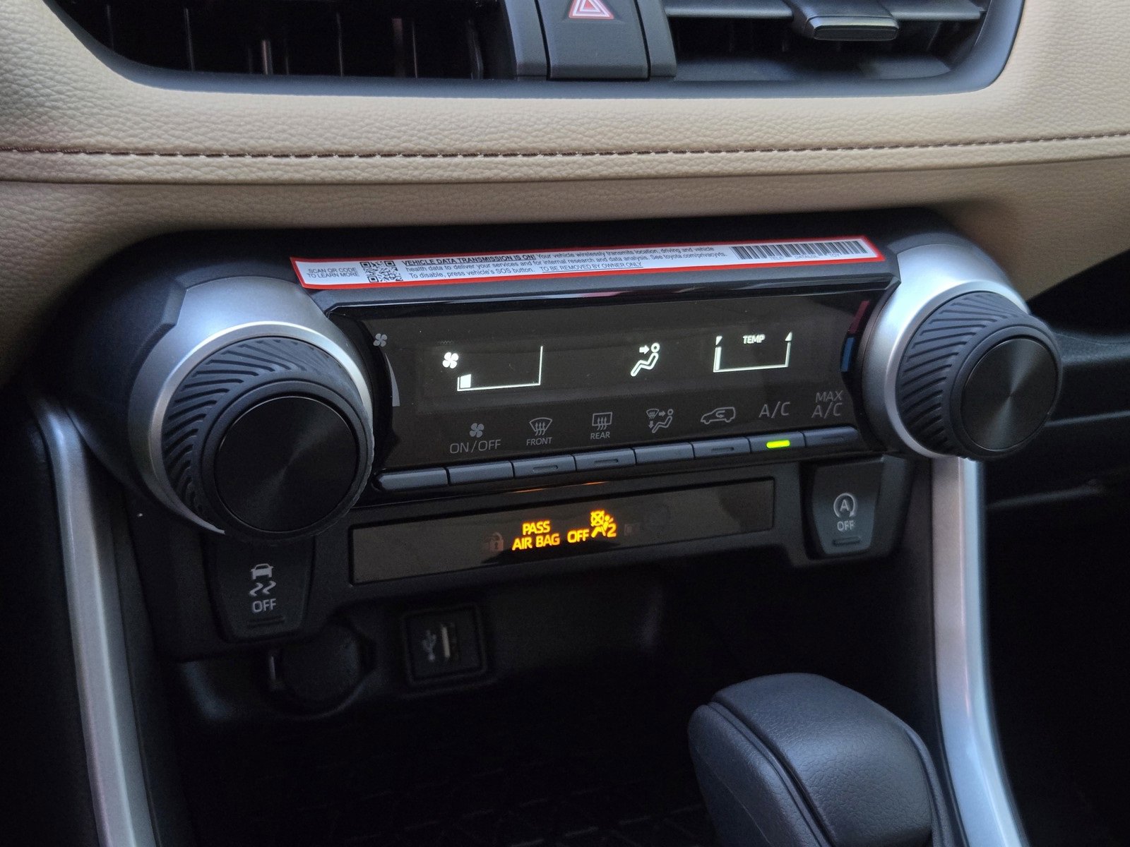 Certified 2025 Toyota RAV4 LE image 18