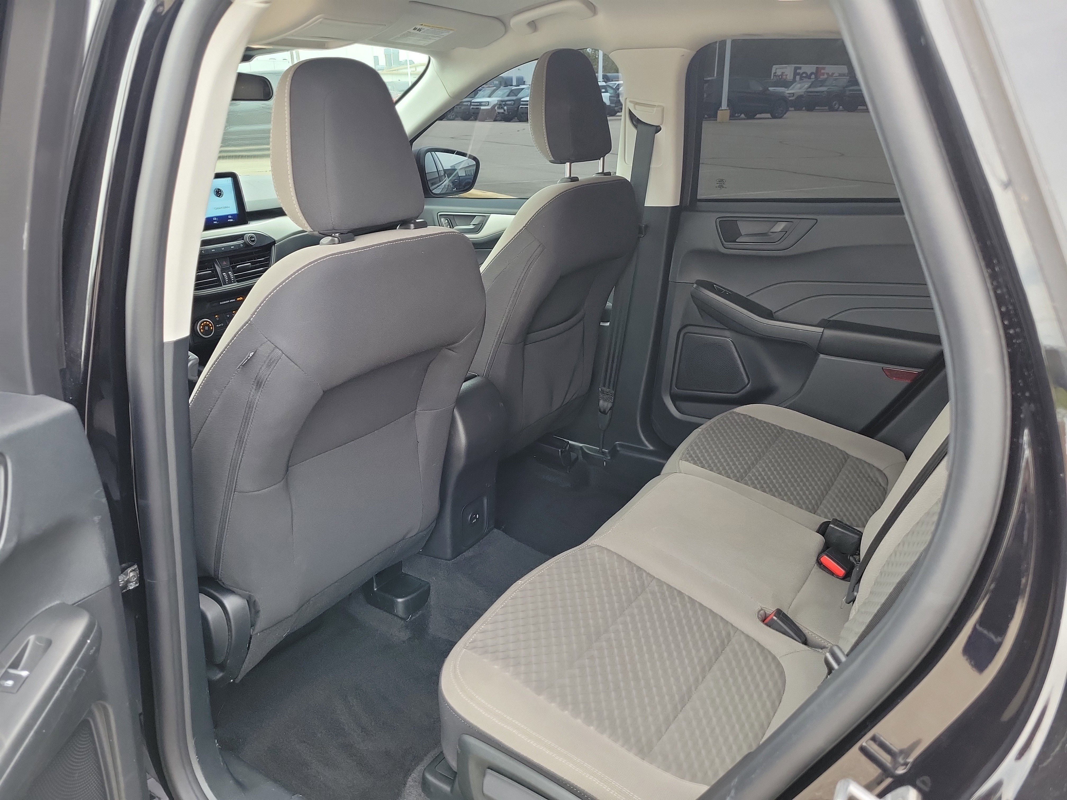 Used 2022 Ford Escape SE FWD image 13