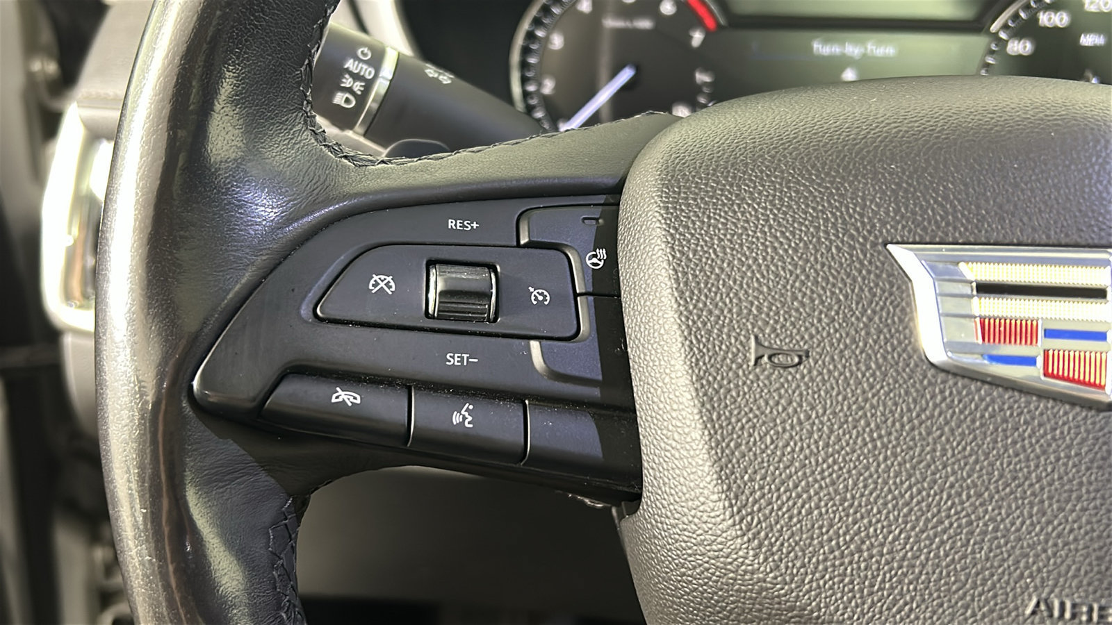 Used 2019 Cadillac XT4 Premium Luxury w/ Cold Weather Package AWD/4WD image 21