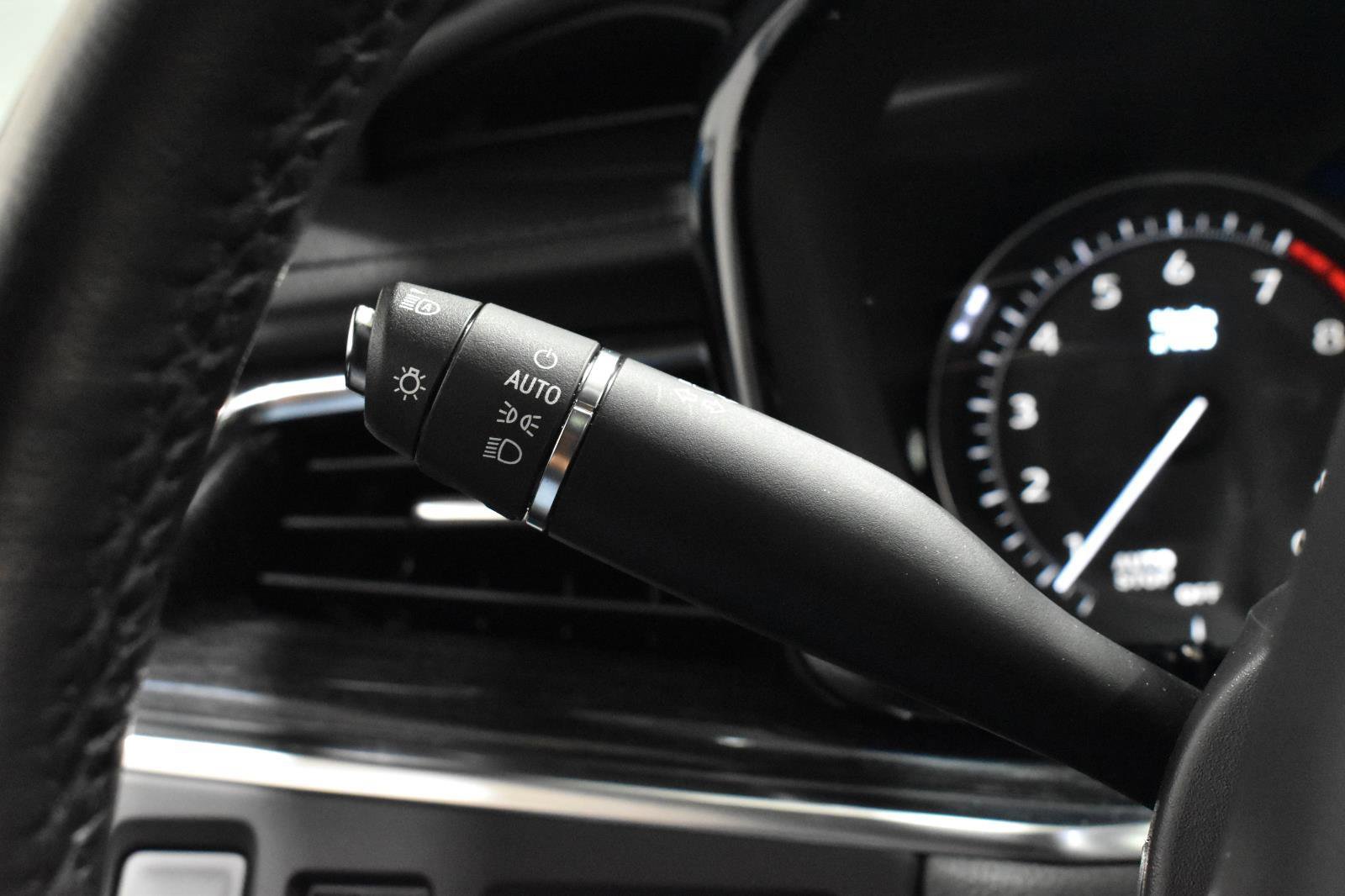 Used 2021 Cadillac XT5 Premium Luxury image 12