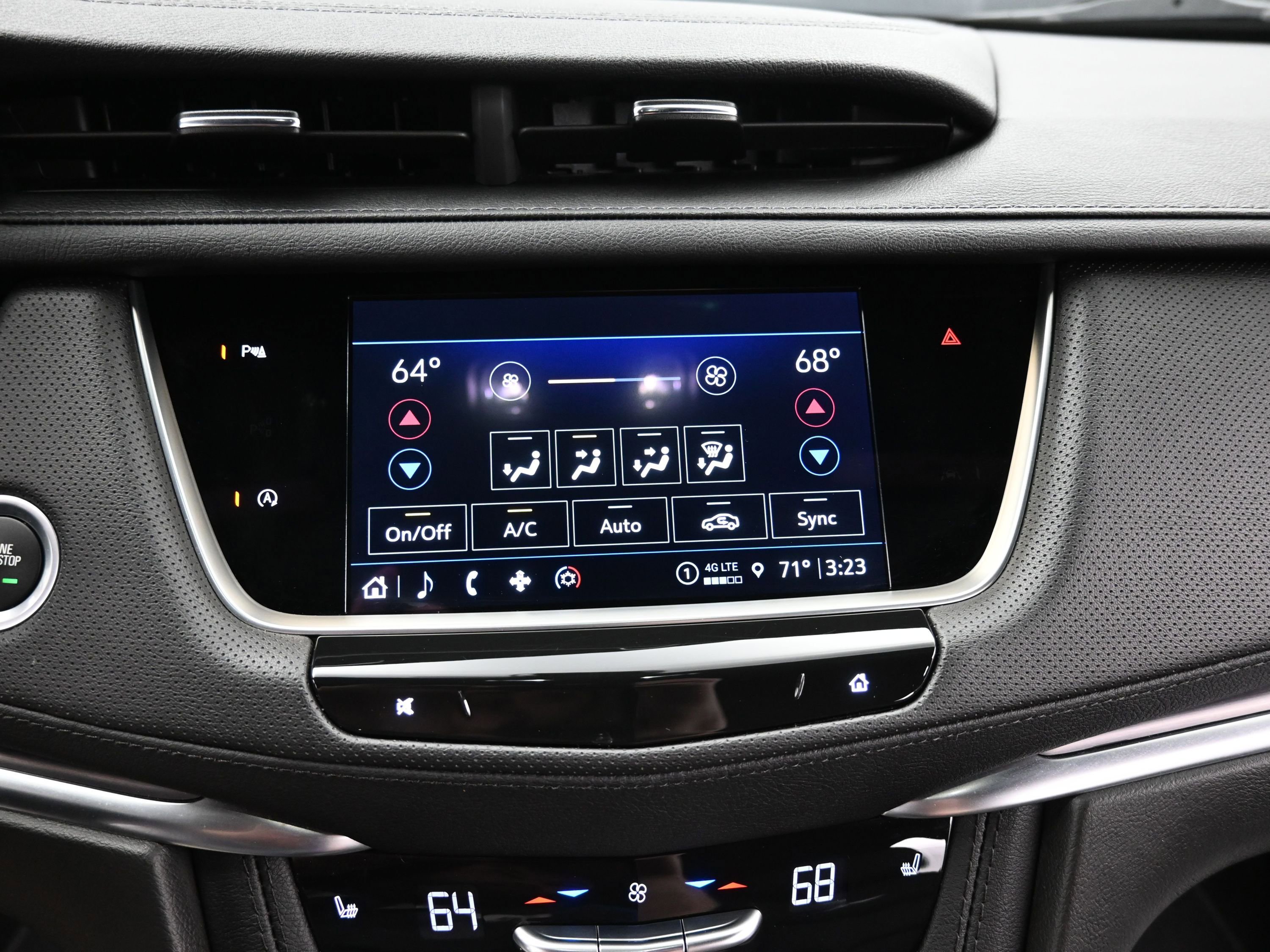 Used 2024 Cadillac XT5 Luxury w/ LPO, Floor Liner Package image 10