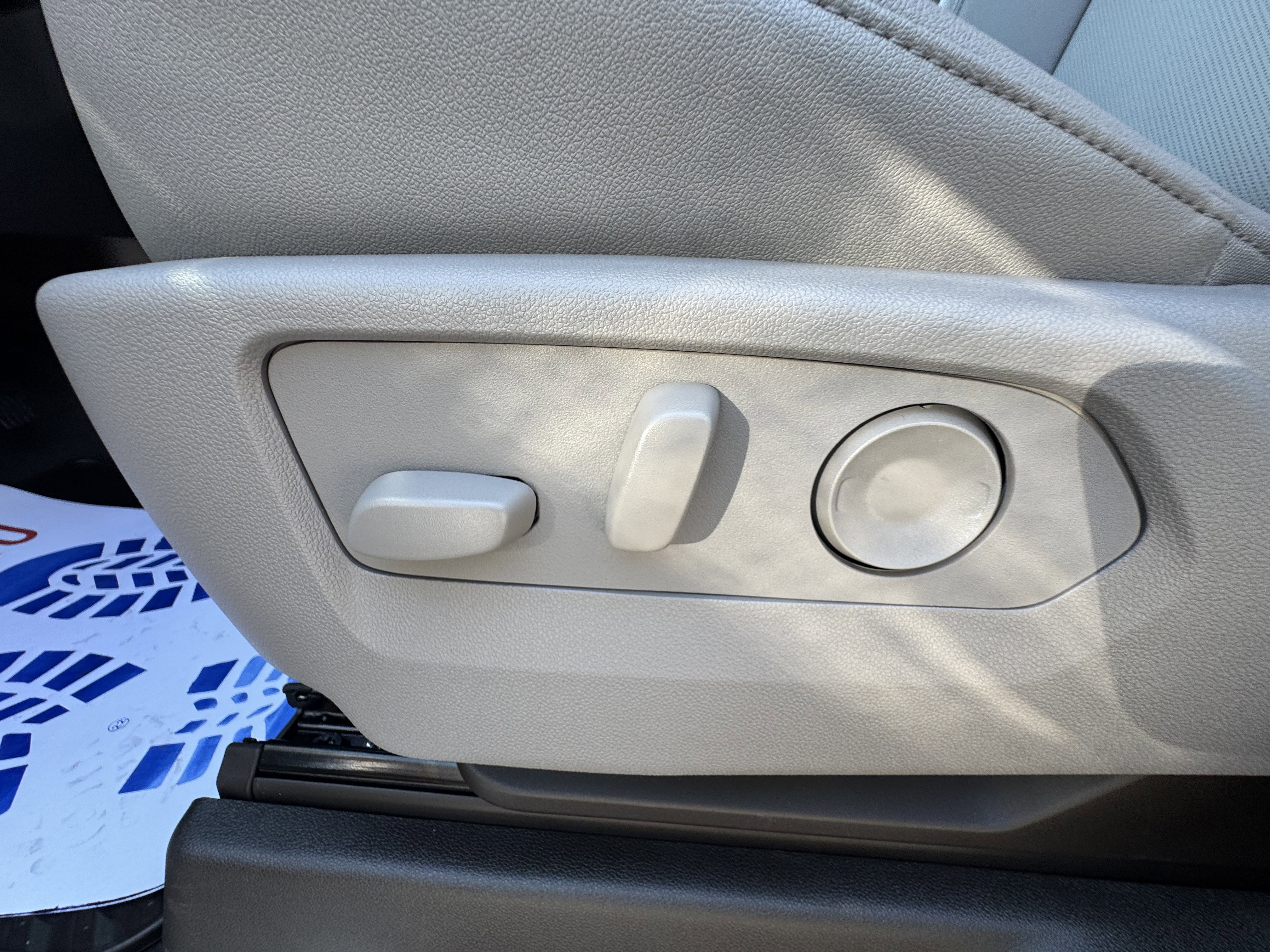 New 2026 Chevrolet Silverado 1500 LTZ w/ Z71 Off-Road Package image 11