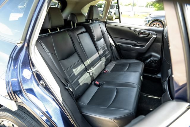 Used 2020 Toyota RAV4 XLE Premium AWD/4WD image 46