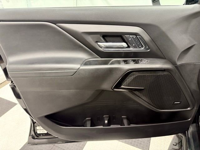 Used 2025 Chevrolet Silverado EV LT image 15