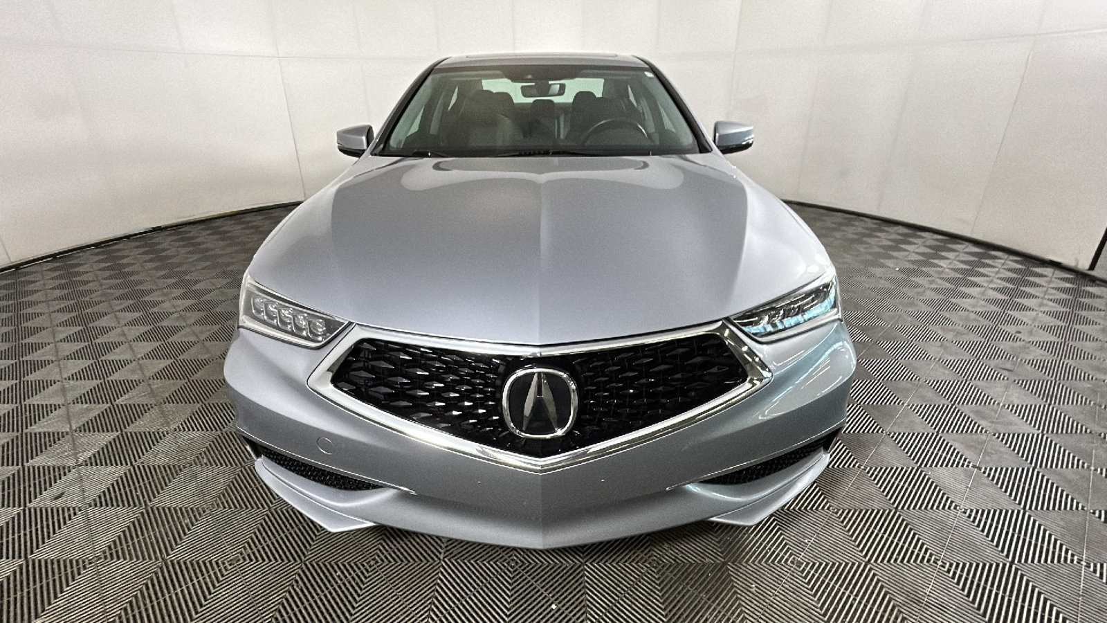 Used 2018 Acura TLX V6 SH-AWD image 7