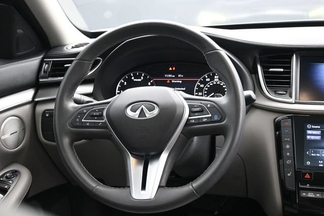 Used 2023 INFINITI QX50 Luxe w/ Accent Package FWD image 15