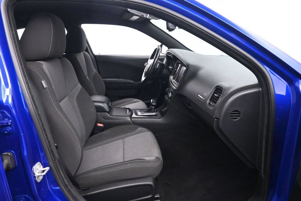 Used 2022 Dodge Charger SXT w/ Blacktop Package AWD/4WD image 20