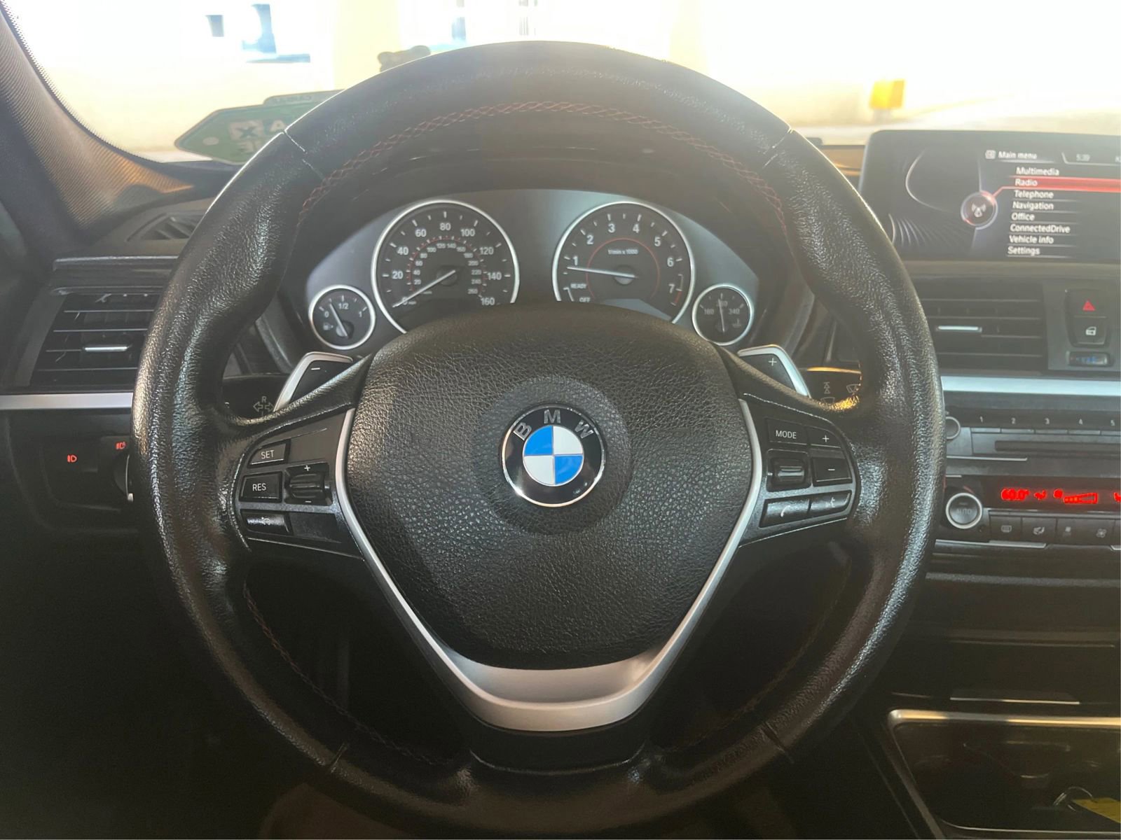 Used 2015 BMW 335i Sedan RWD image 17