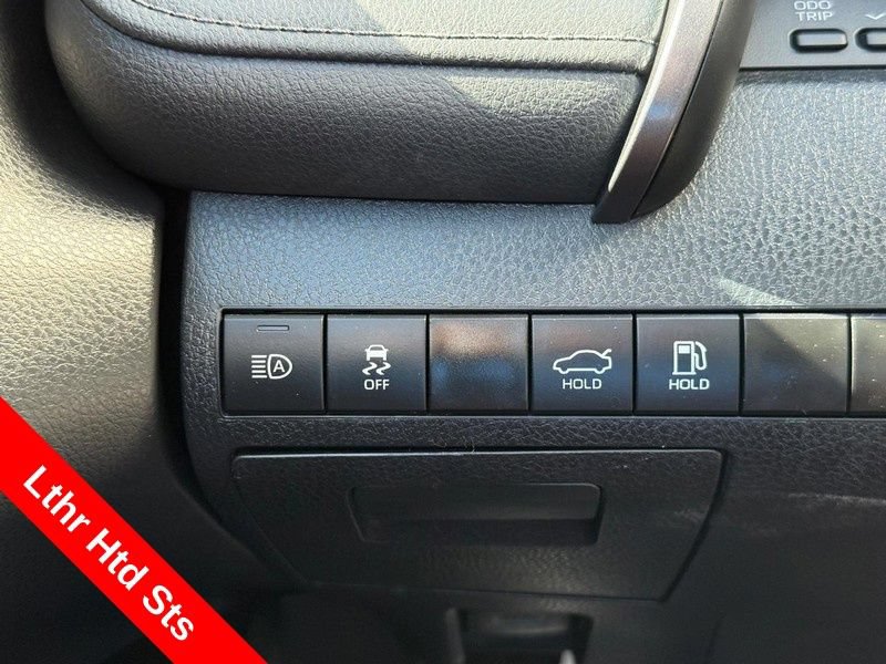 Used 2024 Toyota Camry XLE FWD image 30