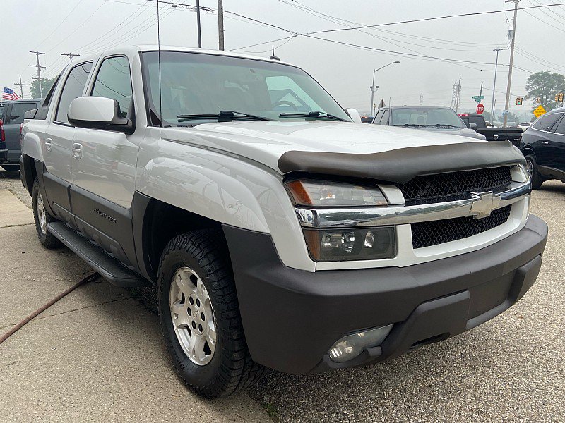 Used 2003 Chevrolet Avalanche 4x4 w/ Suspension Package, Off-Road image 7