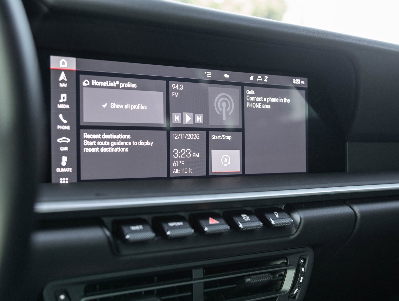 Used 2021 Porsche 911 Carrera image 24