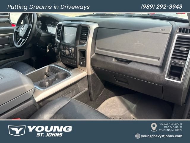 Used 2018 RAM 1500 Classic SLT w/ SLT Plus D←cor Group AWD/4WD image 30