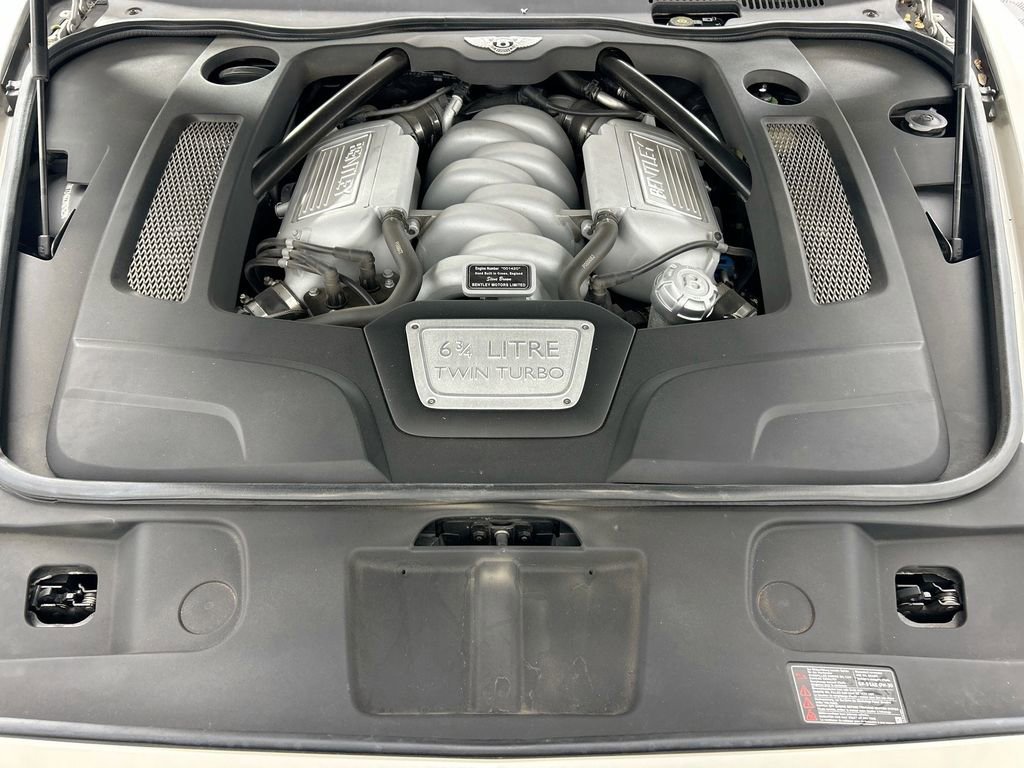 Used 2016 Bentley Mulsanne image 29