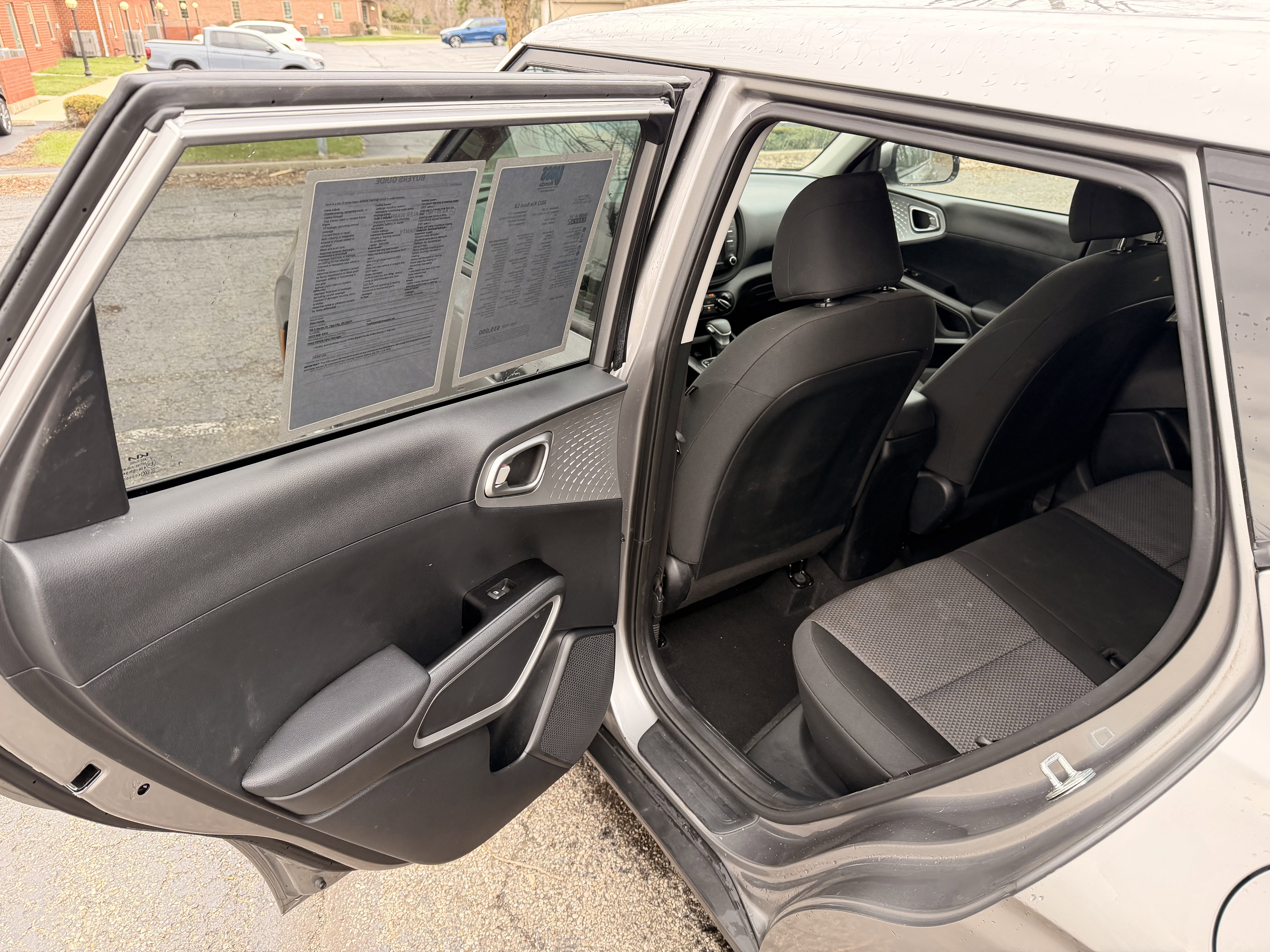 Used 2023 Kia Soul LX image 11