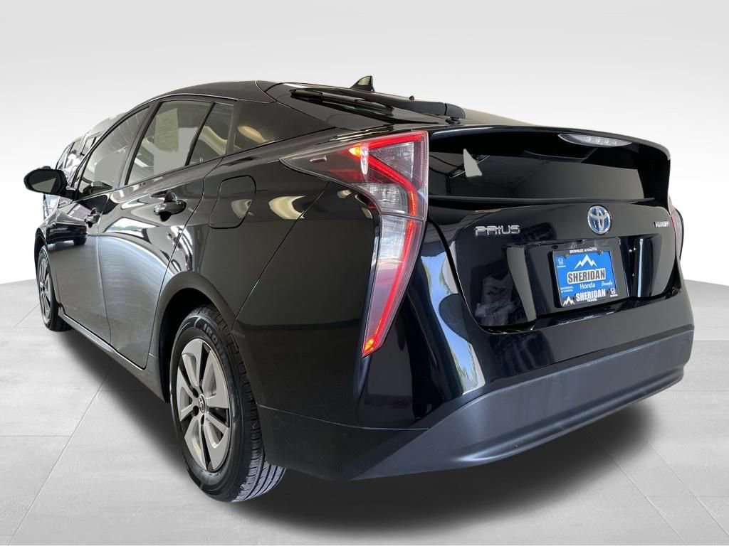 Used 2016 Toyota Prius Three image 9