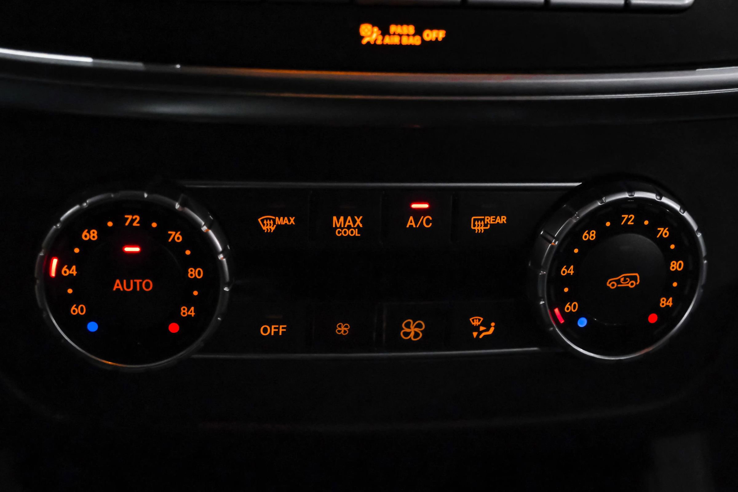 Used 2015 Mercedes-Benz ML 250 BlueTEC 4MATIC image 22