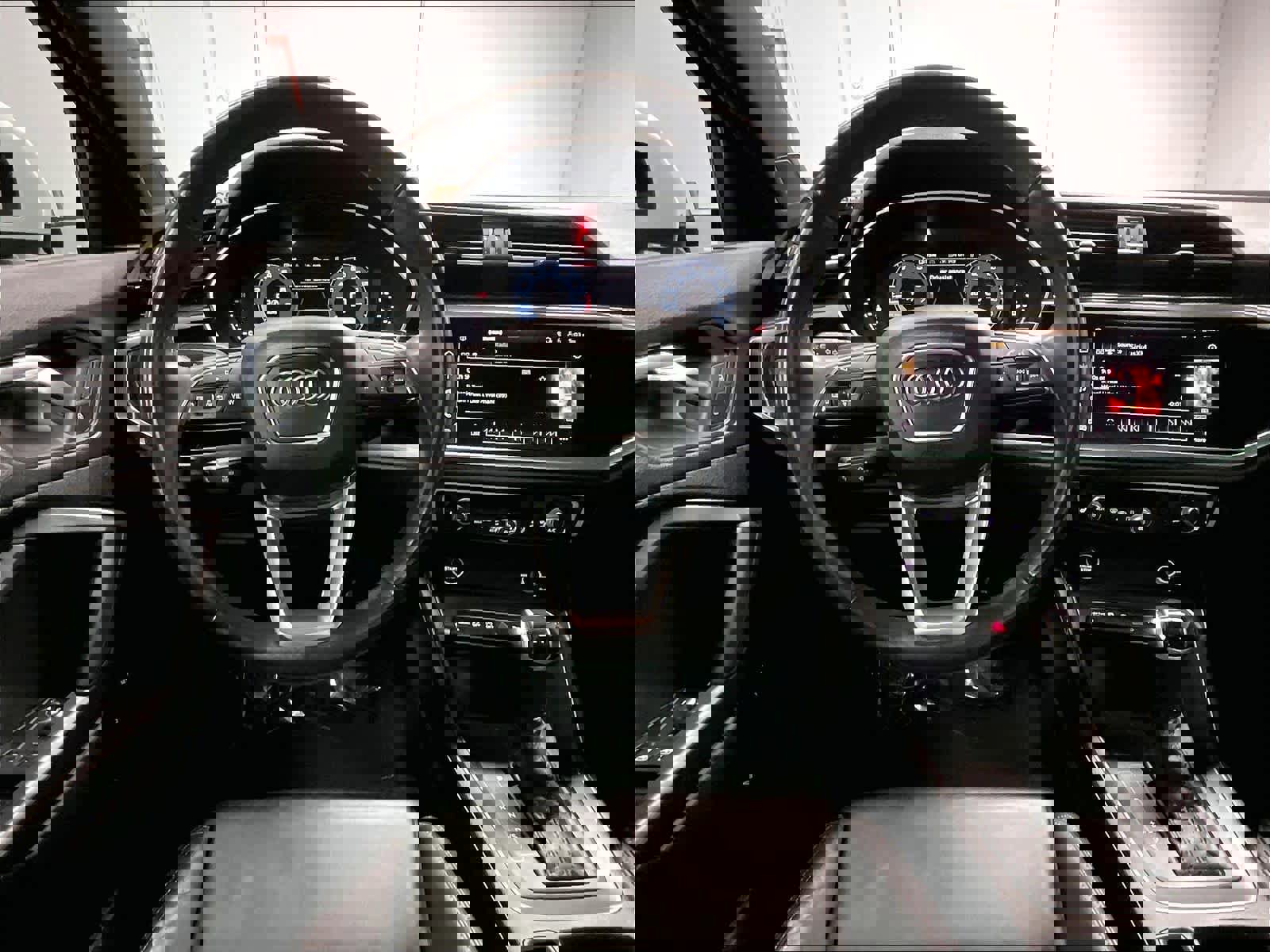 Certified 2023 Audi Q3 2.0T Premium w/ Black Optic Sport Package image 8