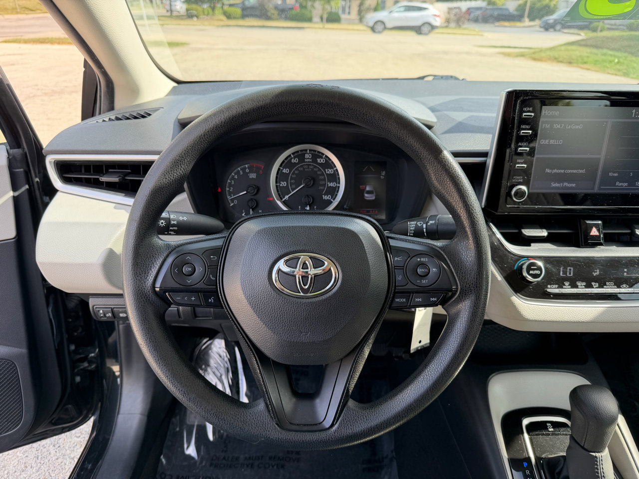 Used 2020 Toyota Corolla LE w/ Phone Cable & Charge Package image 15